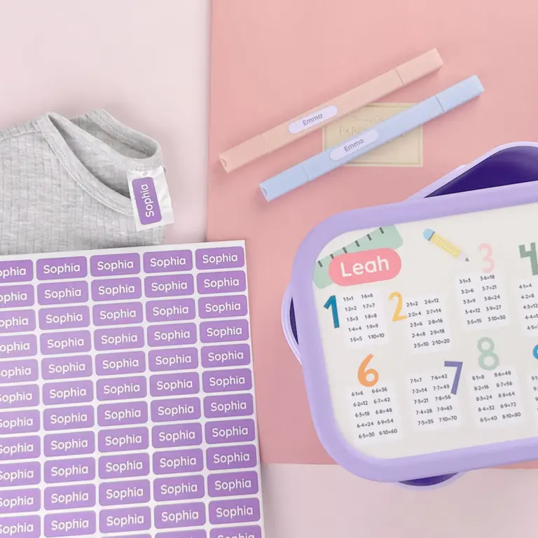 Pack scolaire avec autocollants nominatifs et boîte à goûter