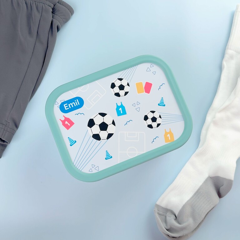 Boîte à goûter verte avec design football et prénom