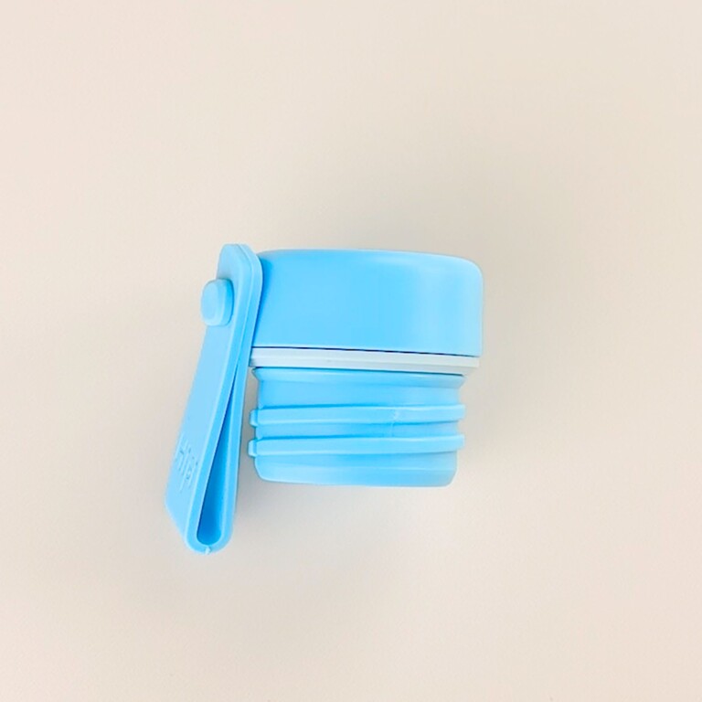 Bouchon vissé bleu pour gourde Hipi